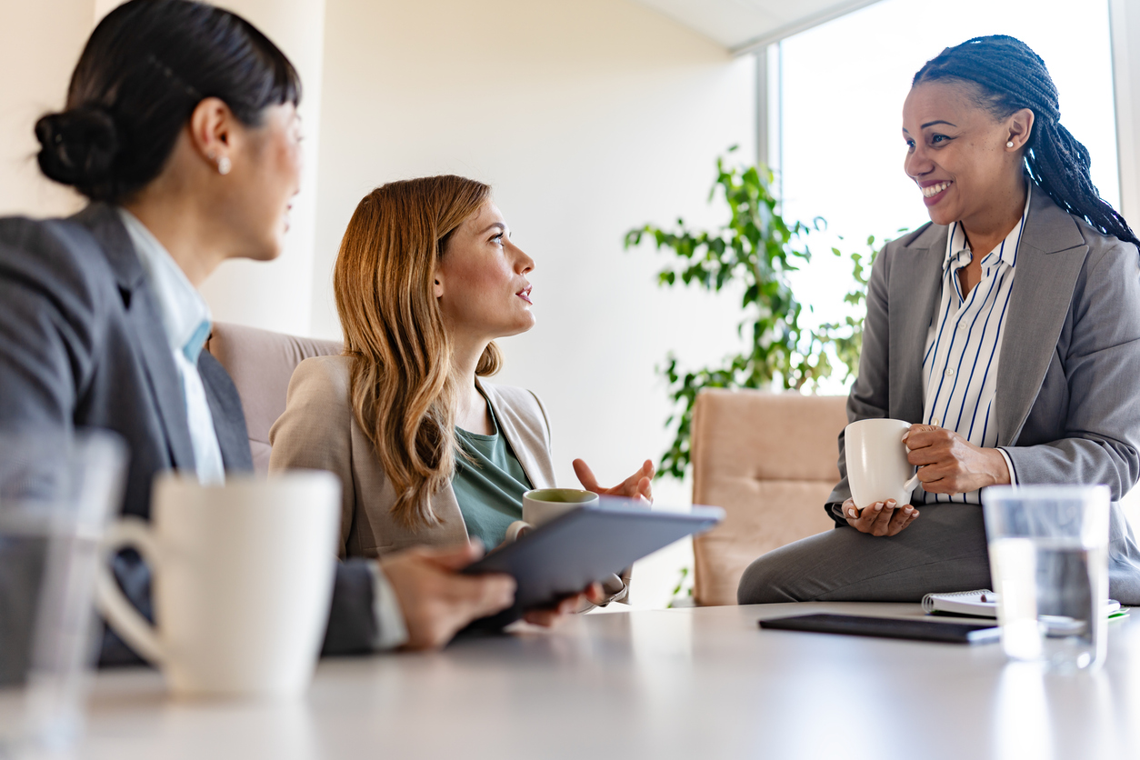 How Regional Brokerages Keep Compliance Across Offices - Skyslope
